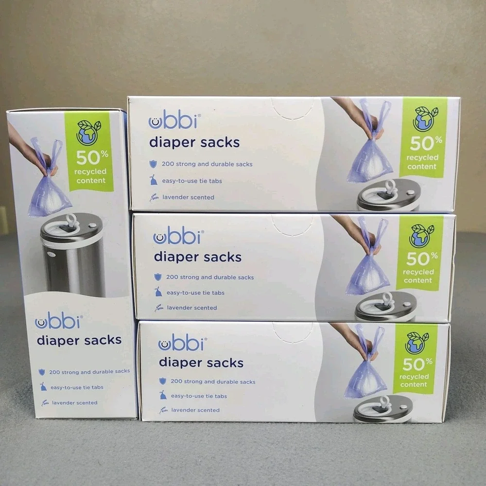 UBBI Diaper Sacks Lot 4 Boxes (800 Bags) Lavender Scent Easy Tie / Pet Waste Bag